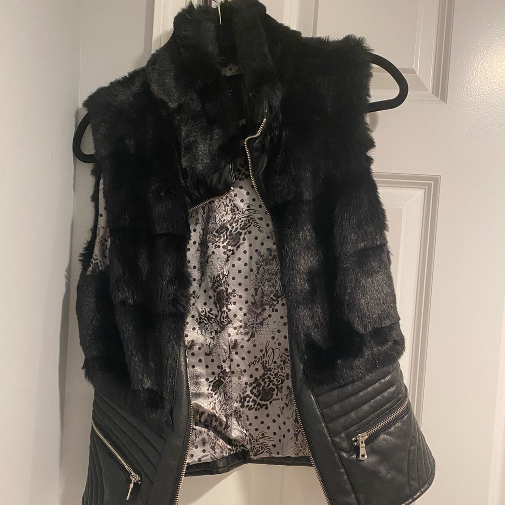 Faux fur and leather GUESS vest